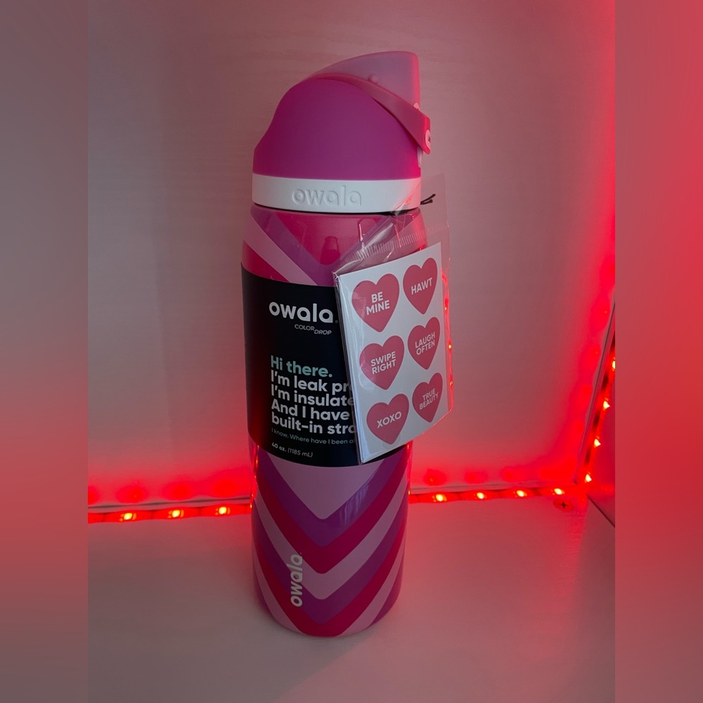 Owala I <3 u 40 oz tumbler